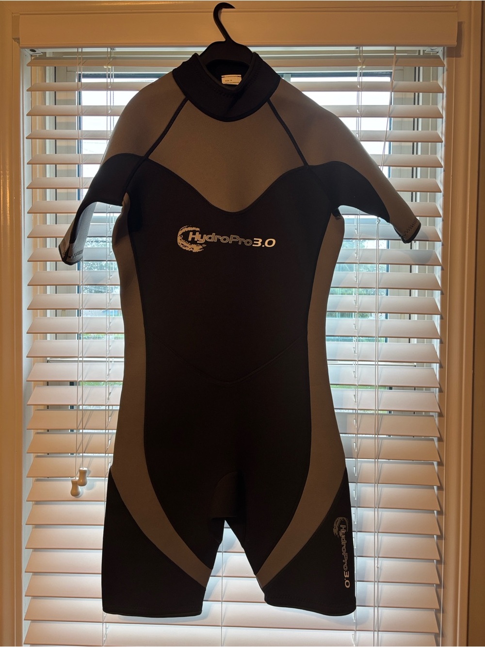 Women’s Short Sleeve One-Piece Wetsuit in Black & Gray